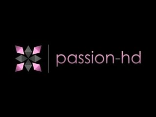 Passion-HD Hot Blonde ottiene massaggio tantrico